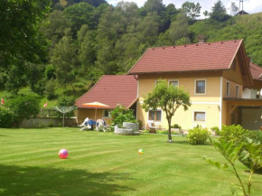 Apartment in Rennweg am Katschberg with Garden Parking